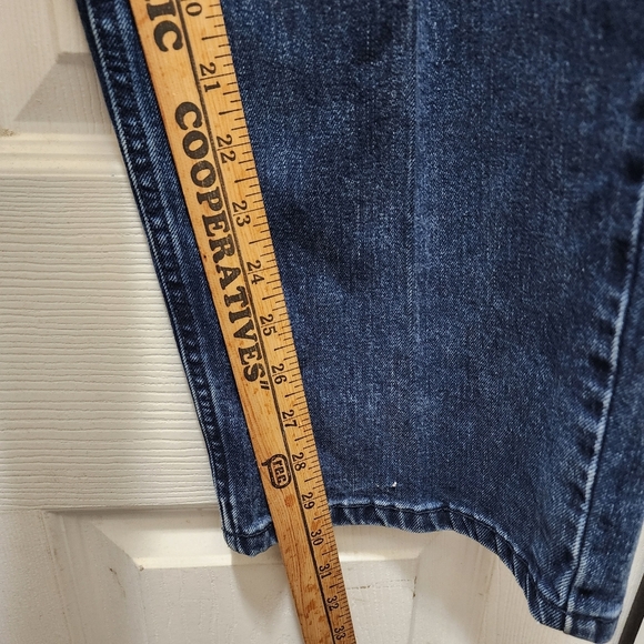 Levi’s 550 Jeans Men's 46x32 Blue Relaxed Straight Classic Dark Wash 46 X 32 - Picture 6 of 9